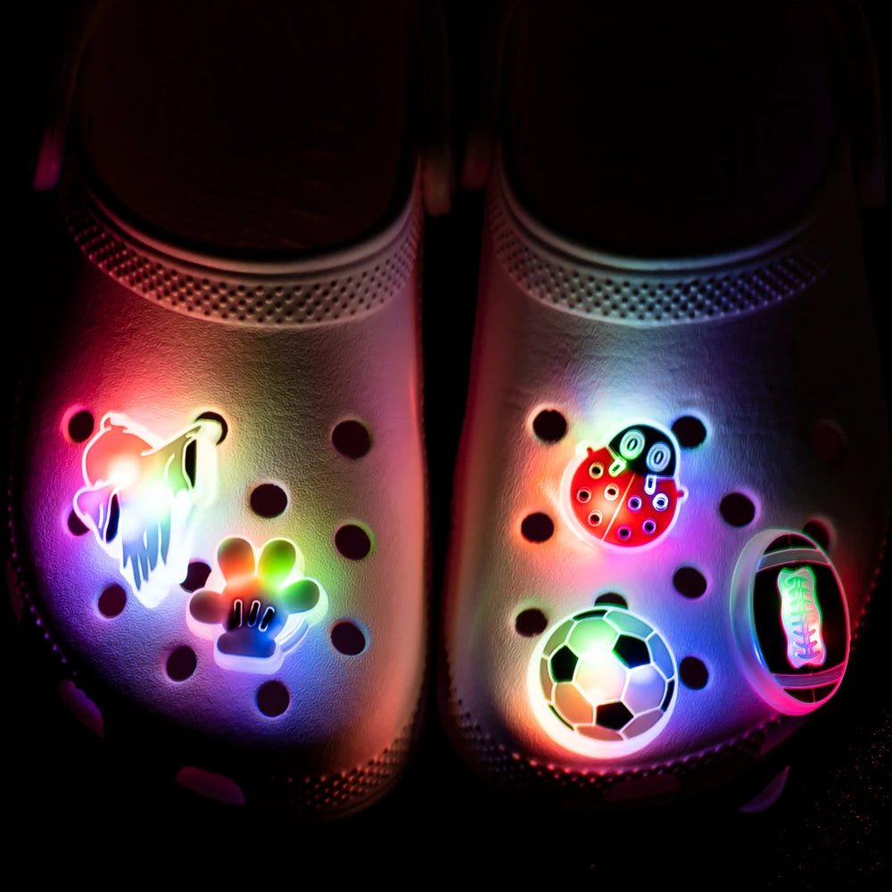 Lots de 5 Charms lumineux LED pour Crocs