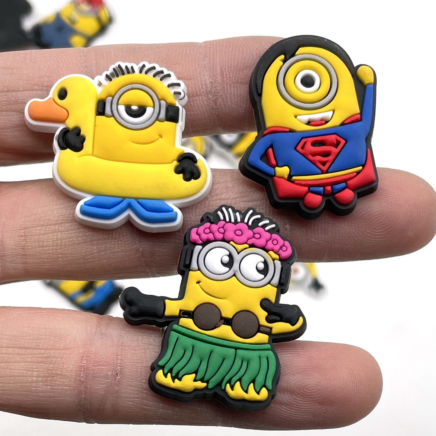 Charms "Les Minions" pour Crocs - Lot de 12