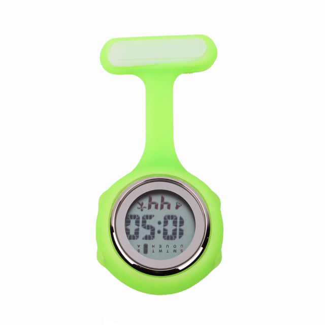 Montre infirmière digitale à cliper sur la blouse