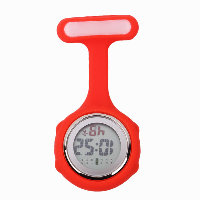 Montre infirmière digitale à cliper sur la blouse