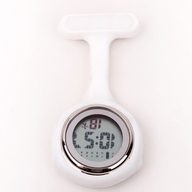 Montre infirmière digitale à cliper sur la blouse
