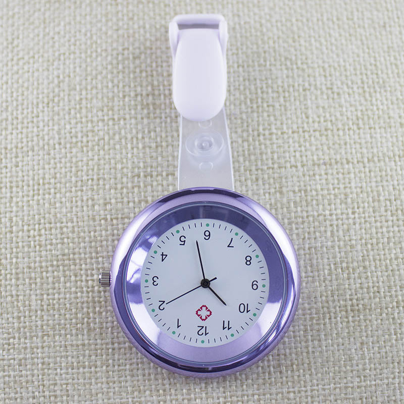 Montre design à clip pour blouse - 7 couleurs | Accessoire infirmière